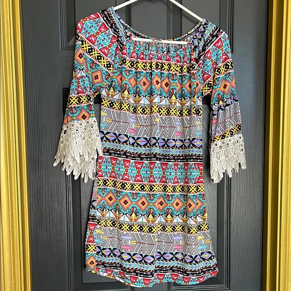 WinWin Vibrant Multicolor Tunic